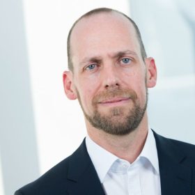Dr. Thomas Dünser